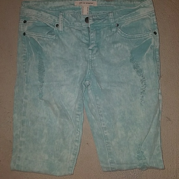Jeans - Picture 2 of 2